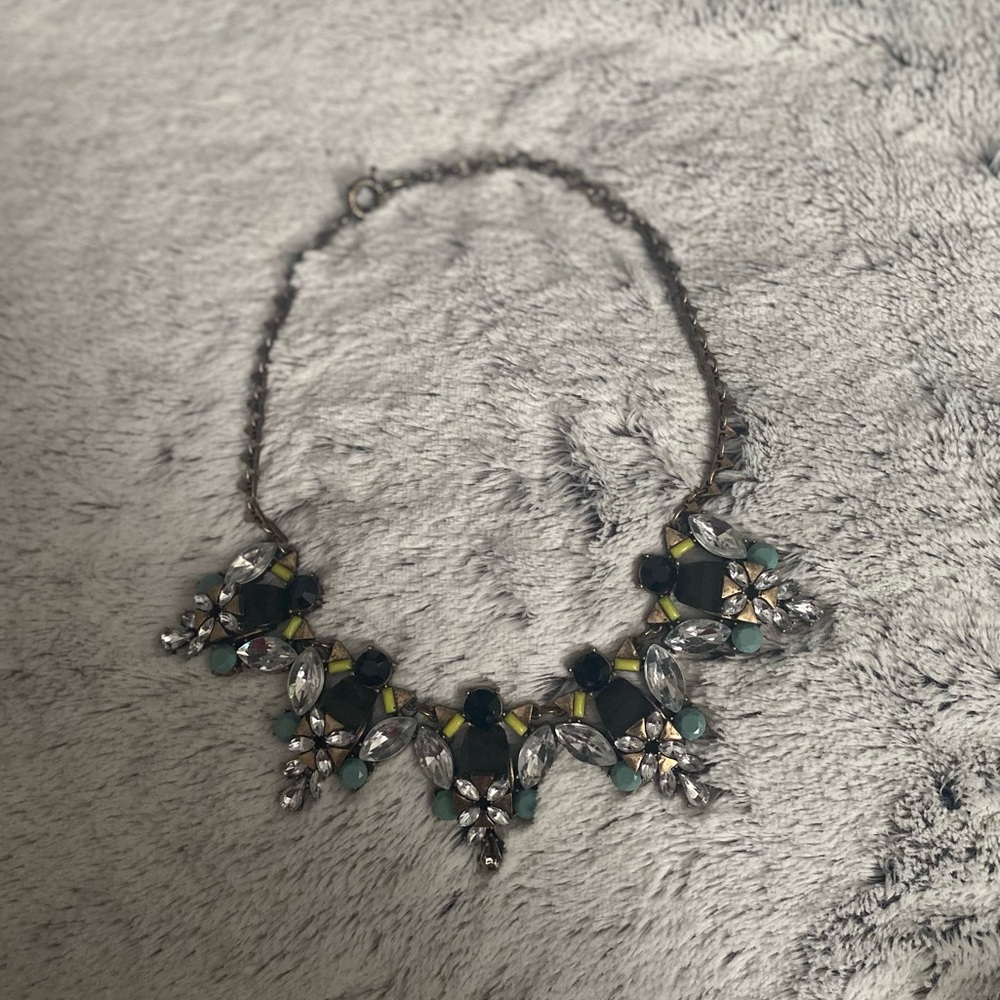 Statement Necklace - Picture 4 of 4